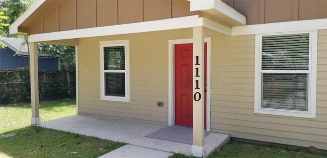 Building Photo - 1110 N 9th St