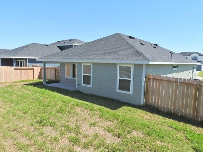 Building Photo - 2226 Laurel Bloom Ln
