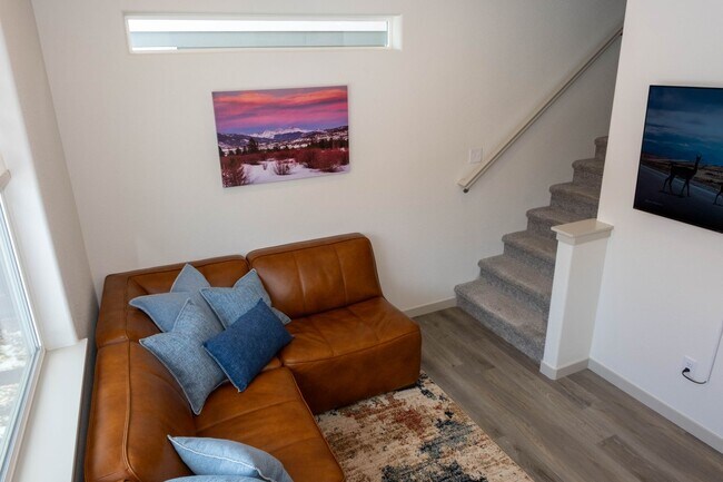 Building Photo - Detatched Home in Village at Rose Farm, Berthoud!