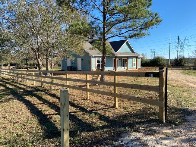 Building Photo - 801 S Mount Mariah Rd