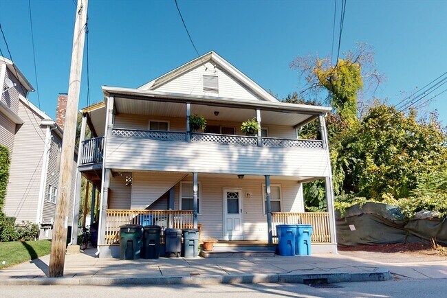 Building Photo - 54 Rumford Ave