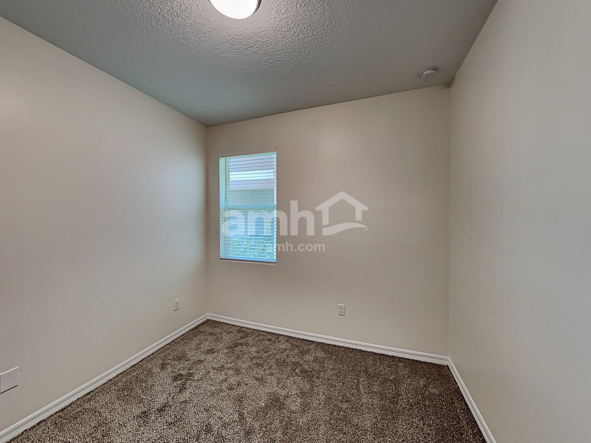 Building Photo - 6117 Voyagers Pl