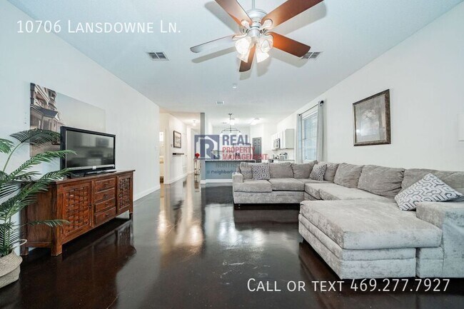 Building Photo - 10706 Lansdowne Ln