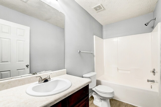 Building Photo - Gorgeous 3-Bedroom Home with Extra Flex Space!