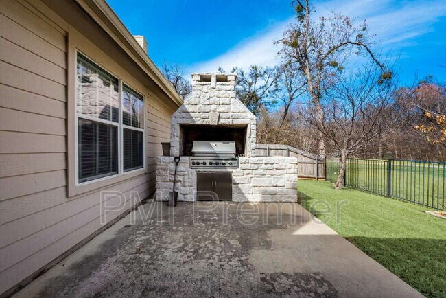 Building Photo - 4005 Ringdove Way