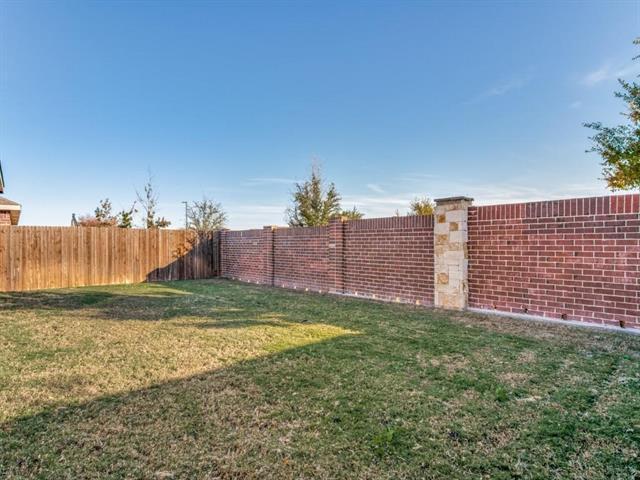 Building Photo - 2040 Brisbon St