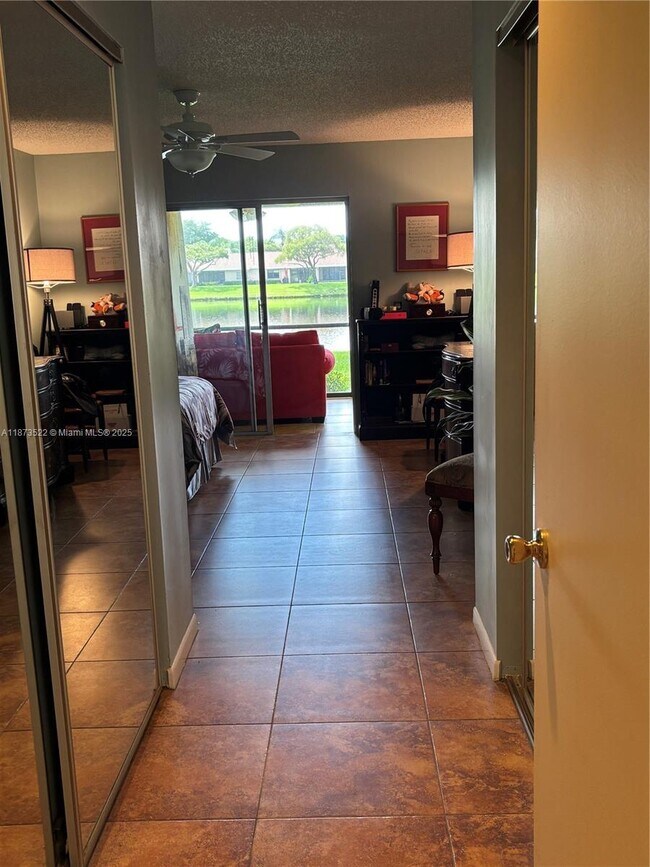 Building Photo - 8066 Springside Ct