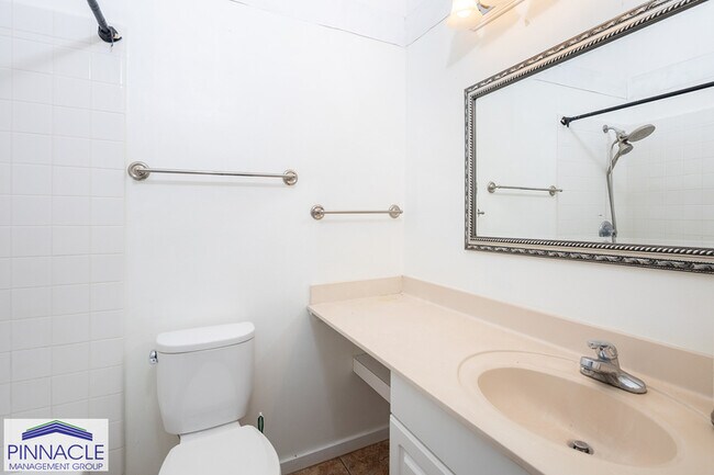 Building Photo - 95-100 Kipapa Dr. #429