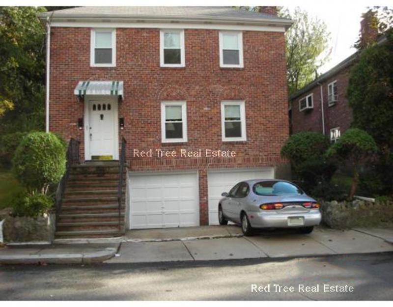 Building Photo - 93 Undine Rd