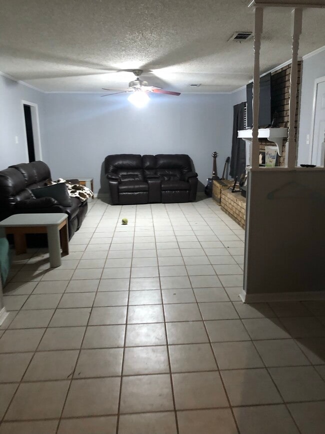 Building Photo - 45 Quail Ridge Dr