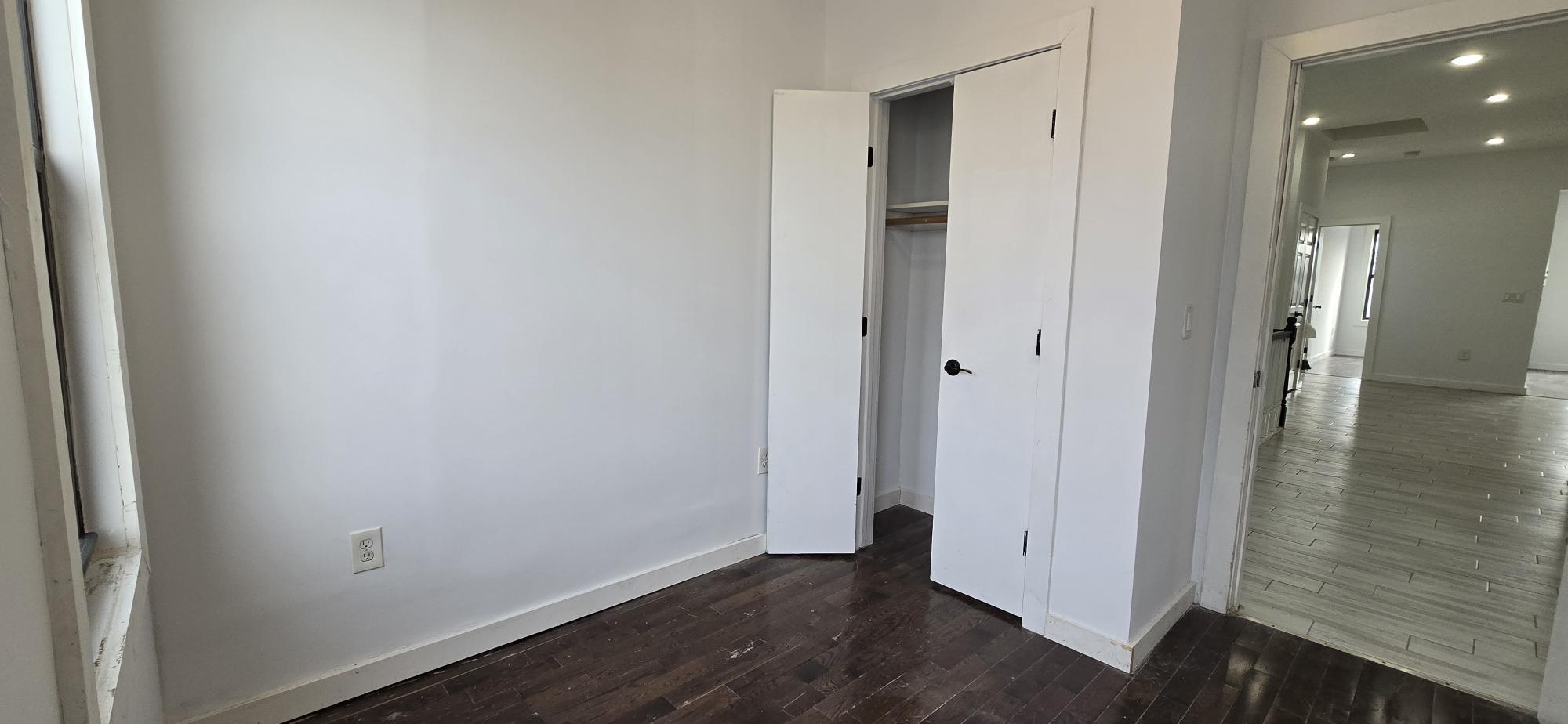 Building Photo - 487 Ocean Ave