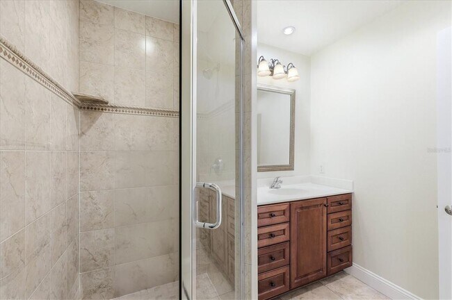 Building Photo - 7612 Lake Vista Ct
