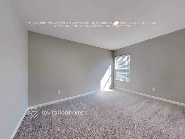 Building Photo - 4933 Fawnwood Dr