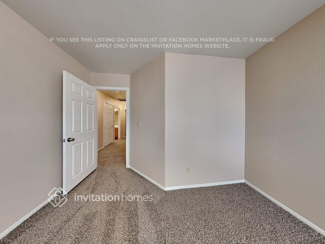 Building Photo - 2806 Via Bel Mondo St