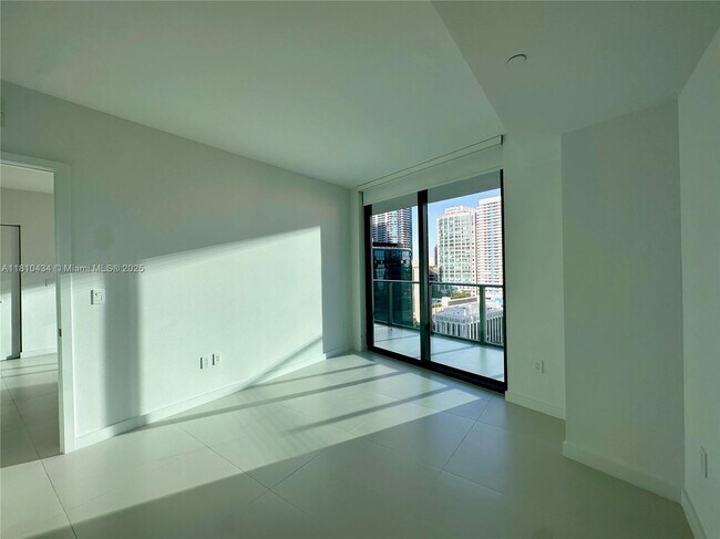 Building Photo - 1300 S Miami Ave