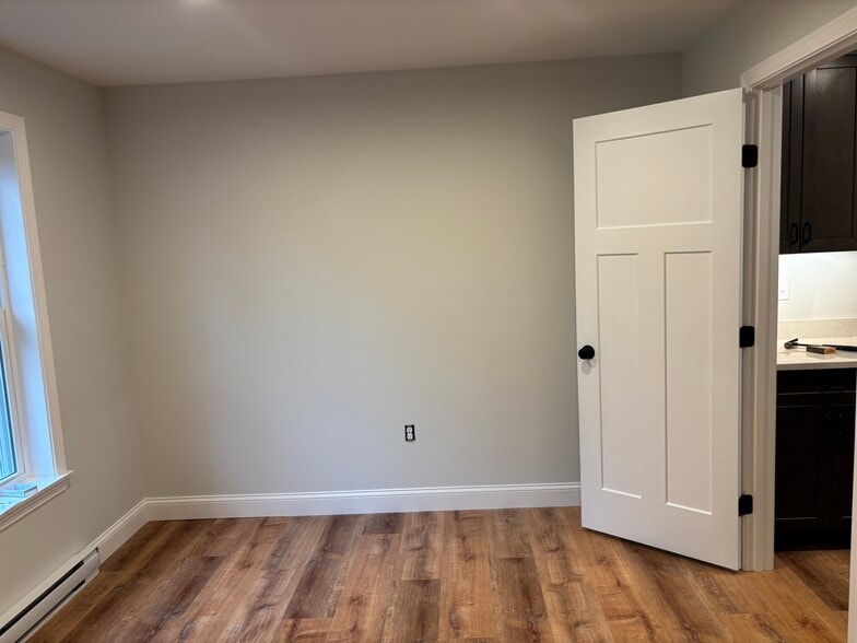 Building Photo - 15 Azalea Dr