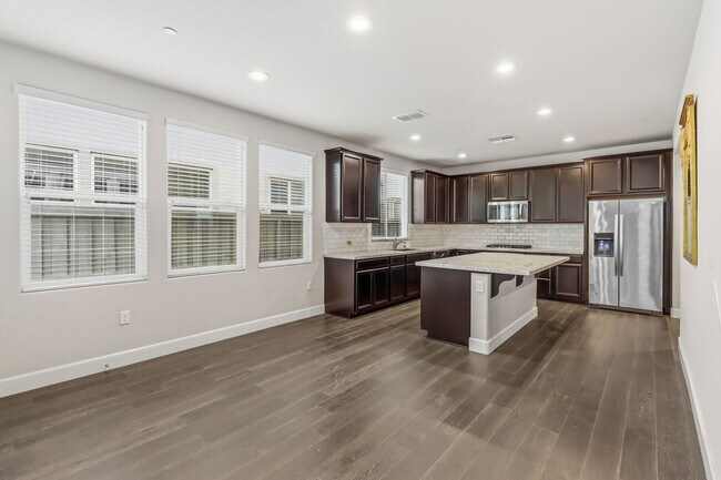 Building Photo - FIRST MONTH'S RENT FREE-Charming 3-Bedroom Home with Office in The Cannery – Davis, CA