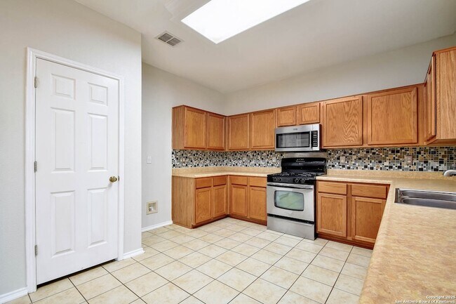 Building Photo - 6319 Big Bend Cove