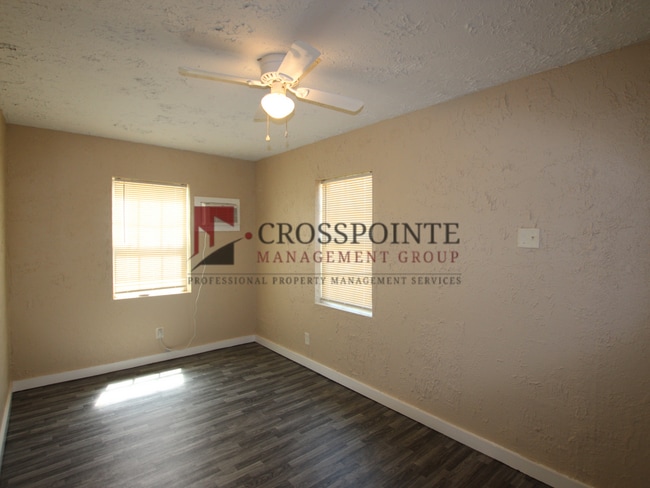 Building Photo - Available! 1 Bedroom, 1 Bath in Tyler!