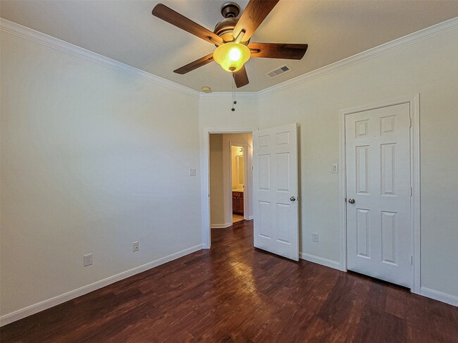 Building Photo - 3611 Cedar Flats Ln