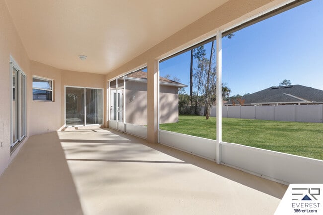 Building Photo - 7 Robin Pl