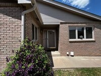 Building Photo - 4 Bed 3 Bath Townhouse in West Fort Collins!