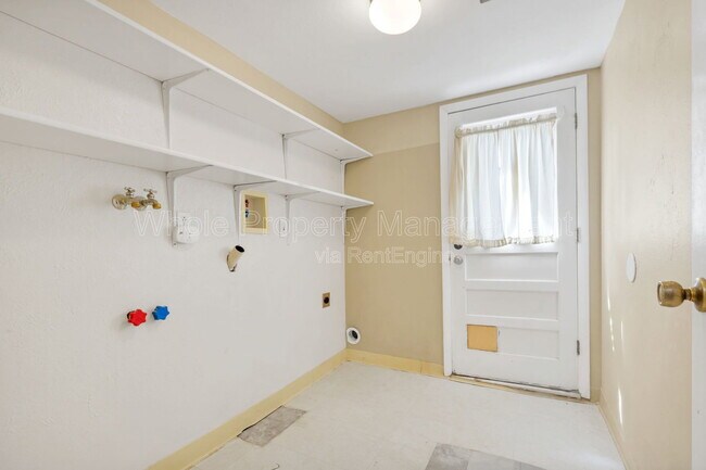Building Photo - 6128 W 84th Ave