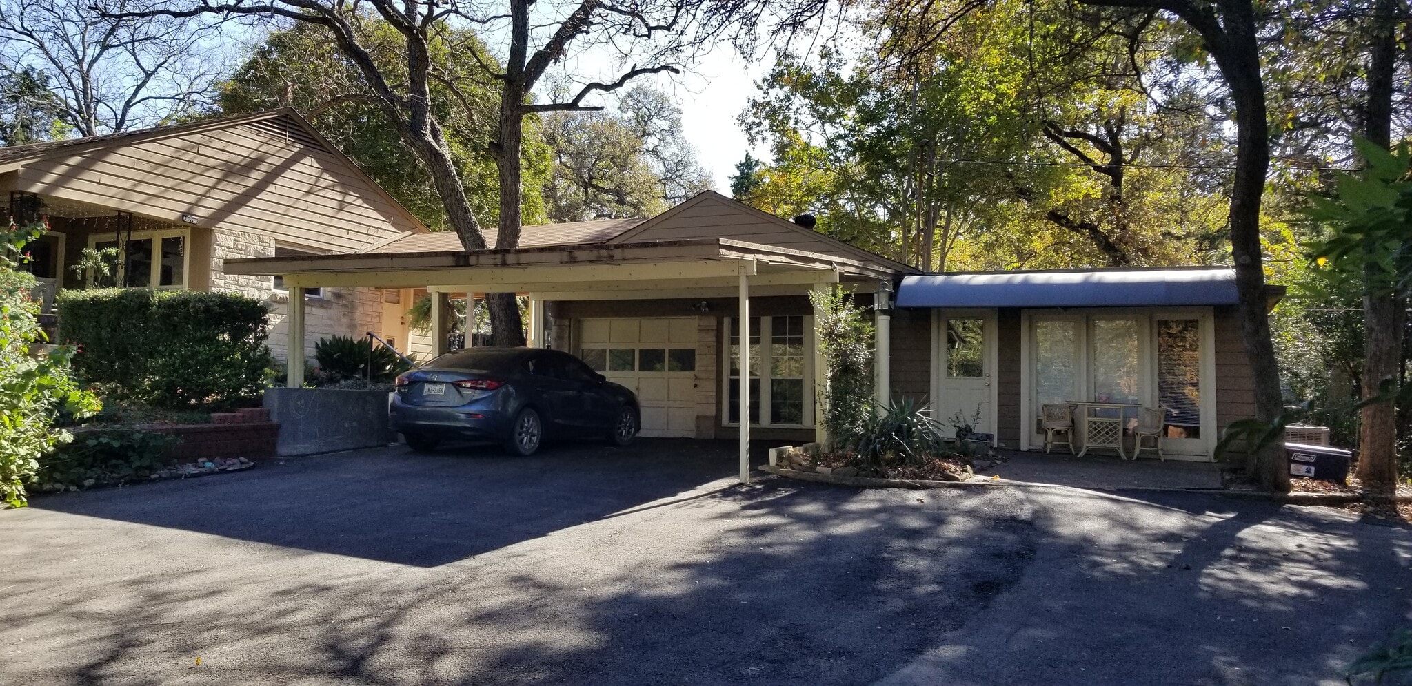 Building Photo - 125 Woodland Dr