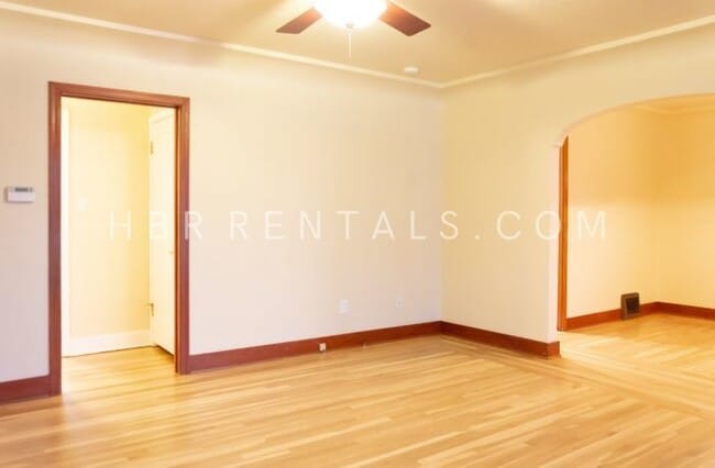 Building Photo - Charming Single-Story Home in the Heart of...