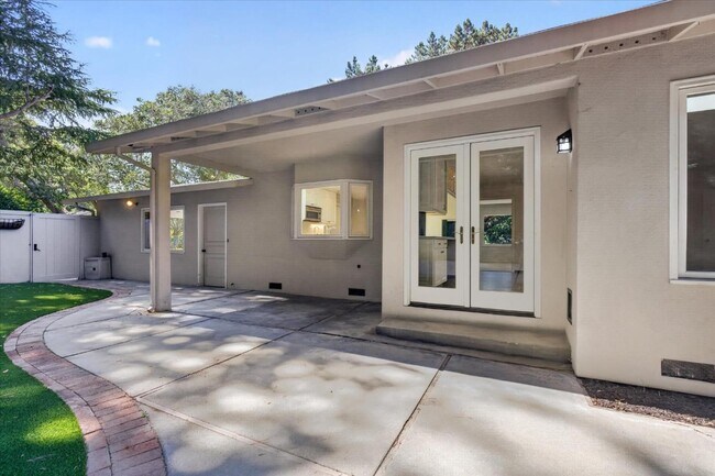Building Photo - 130 Glen Aulin Ln