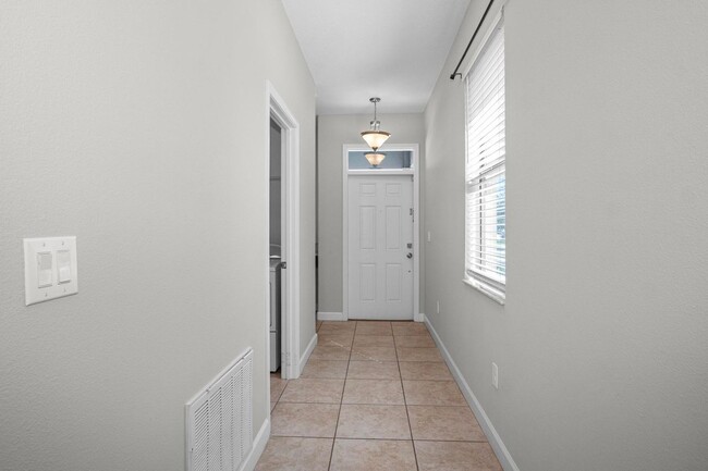 Building Photo - 1819 Redmond Brook Ln