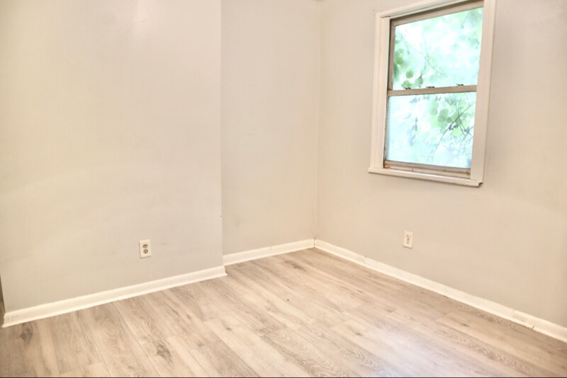Building Photo - 333 Orange St