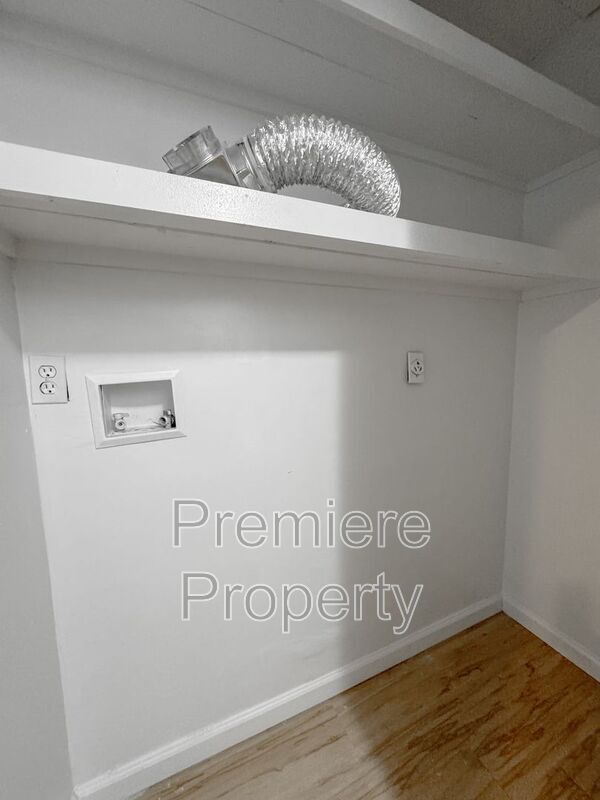 Building Photo - 11103 NW Player Dr