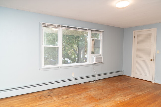 Building Photo - 116 N Union Ave