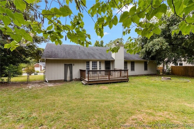 Building Photo - 6924 Woodmark Dr