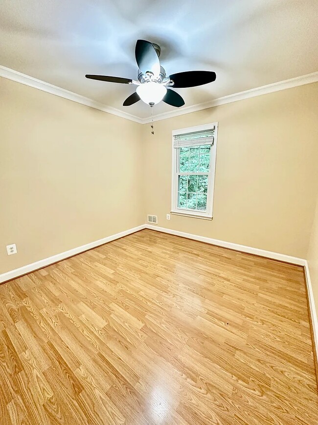 Building Photo - 2453 Alsop Ct