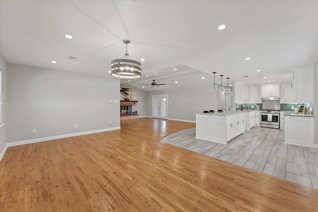 Building Photo - 5429 Enderly Pl