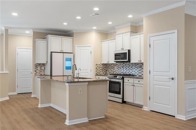 Building Photo - 865 Great Glen Pl