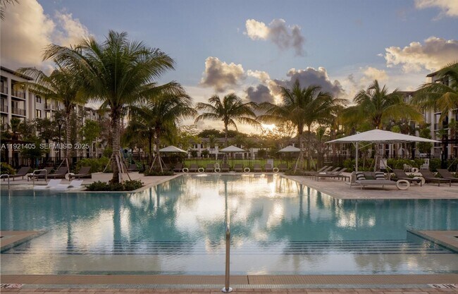 Building Photo - 1874 Heron Club Dr