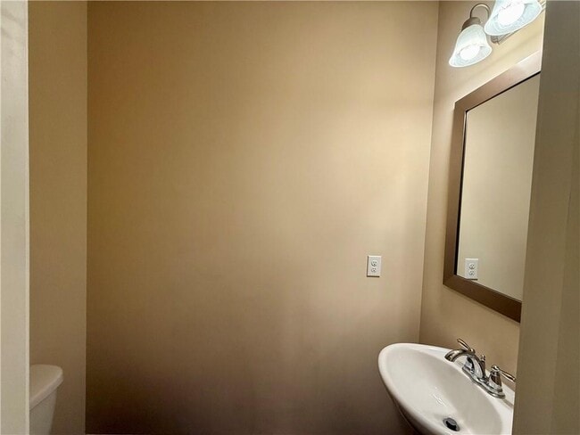 Building Photo - 1518 Brookmere Way