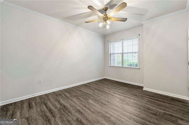 Building Photo - 2400 Cumberland Pkwy SE