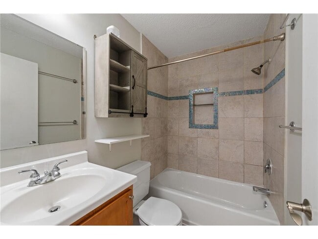 Building Photo - 3540 Hennepin Ave