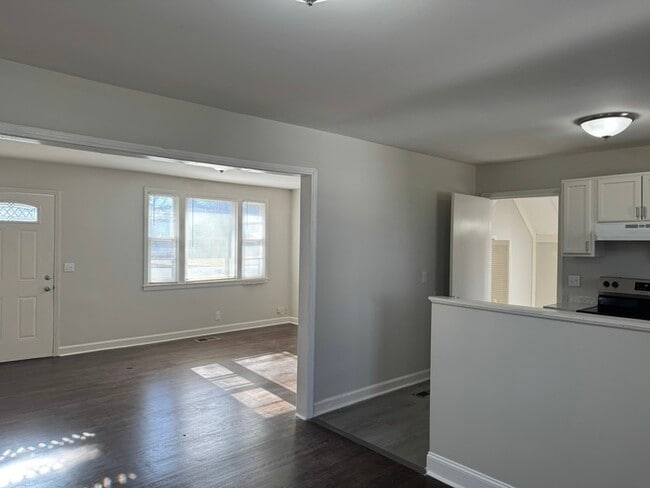 Building Photo - 1108 Bell Grimes Ln