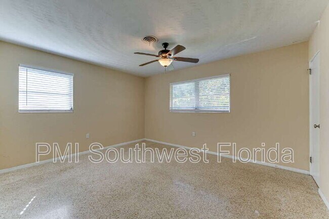 Building Photo - 2840 Webber St
