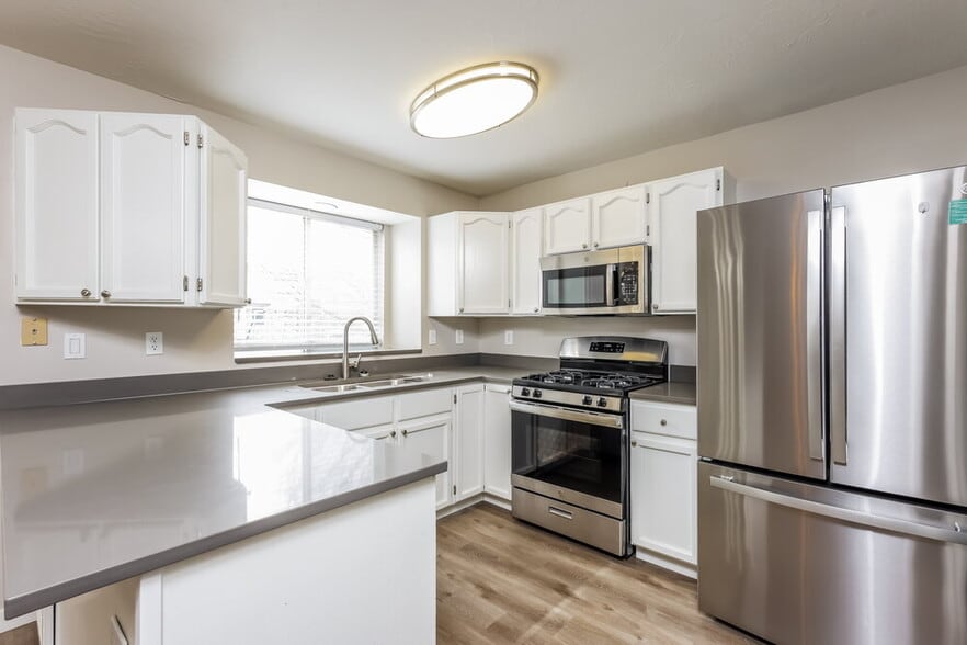 Building Photo - 2269 Bennion Heights Cir