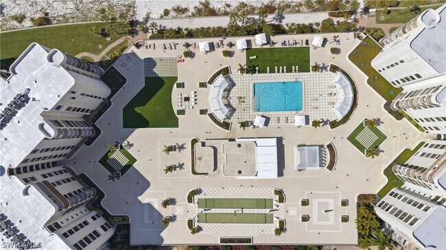 Building Photo - 3115 Gulf Shore Blvd N