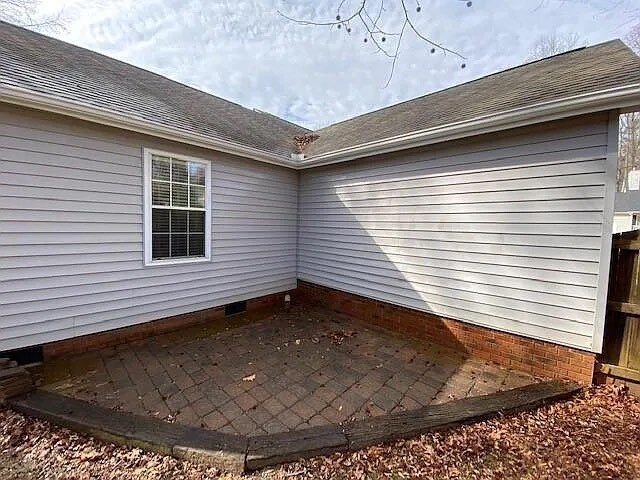 Building Photo - Beautiful 2 Bedroom in Simpsonville