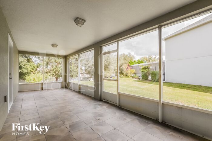Building Photo - 31845 Sunpark Cir