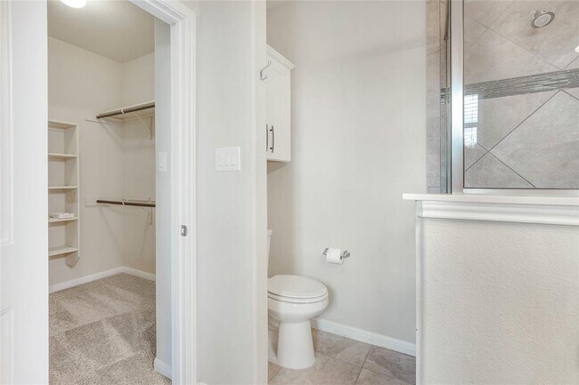 Building Photo - 13400 Briarwick Dr