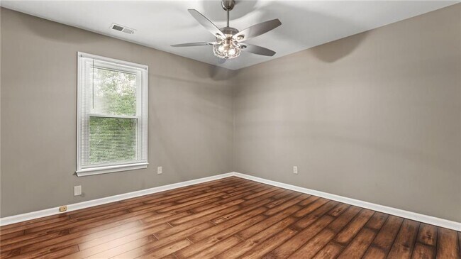 Building Photo - 3913 Hadley Farm Dr